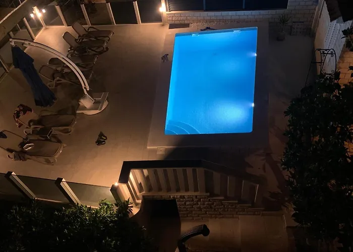 Apartment Katarina - Private Pool 80m From