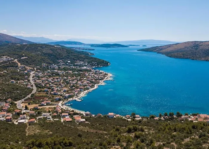 Apartment Katarina - Private Pool 80m From