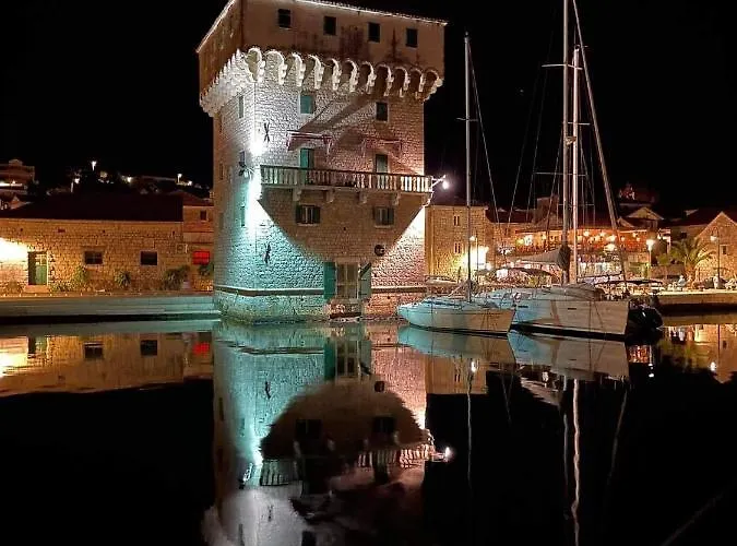 Katarina - Private Pool 80m From Marina