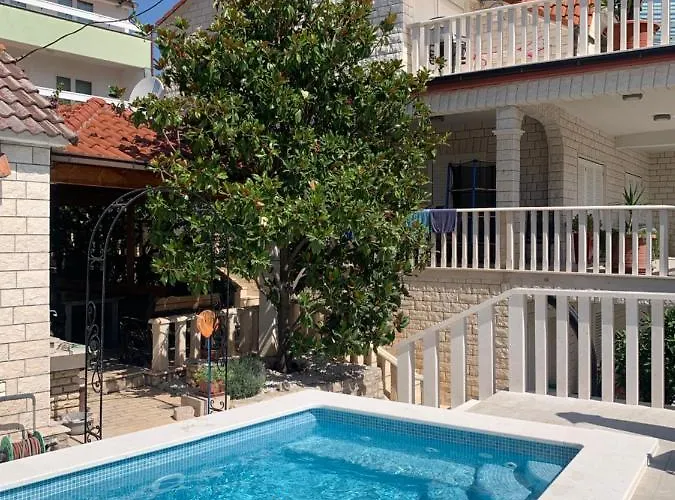 Katarina - Private Pool 80m From Apartment Marina