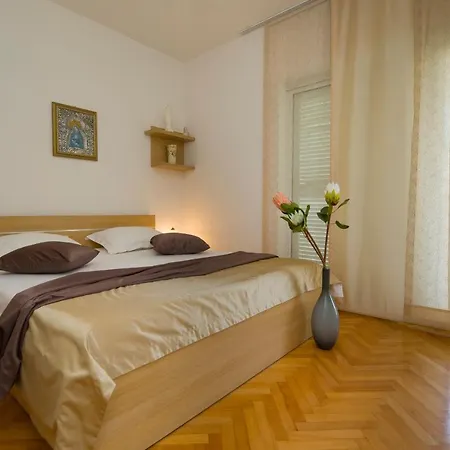 Apartamento Katarina - Private Pool 80m From Marina (Bossoglina)